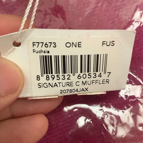 COACH Signature Muffler Scarf in Fuchsia - Picture 3 of 3